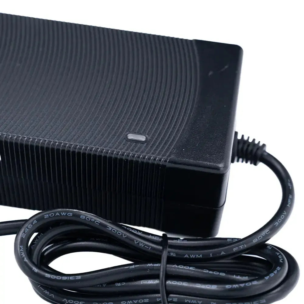 V20 - Chargeur